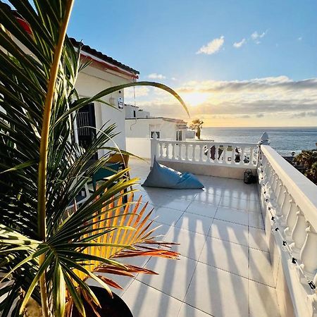 Luxury Penthouse With Breathtaking Views And Huge Private Terraces Appartement Puerto de Santiago  Buitenkant foto