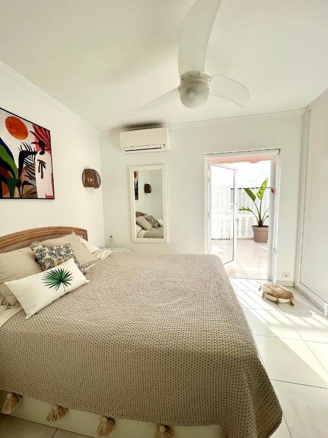 Luxury Penthouse With Breathtaking Views And Huge Private Terraces Appartement Puerto de Santiago  Buitenkant foto